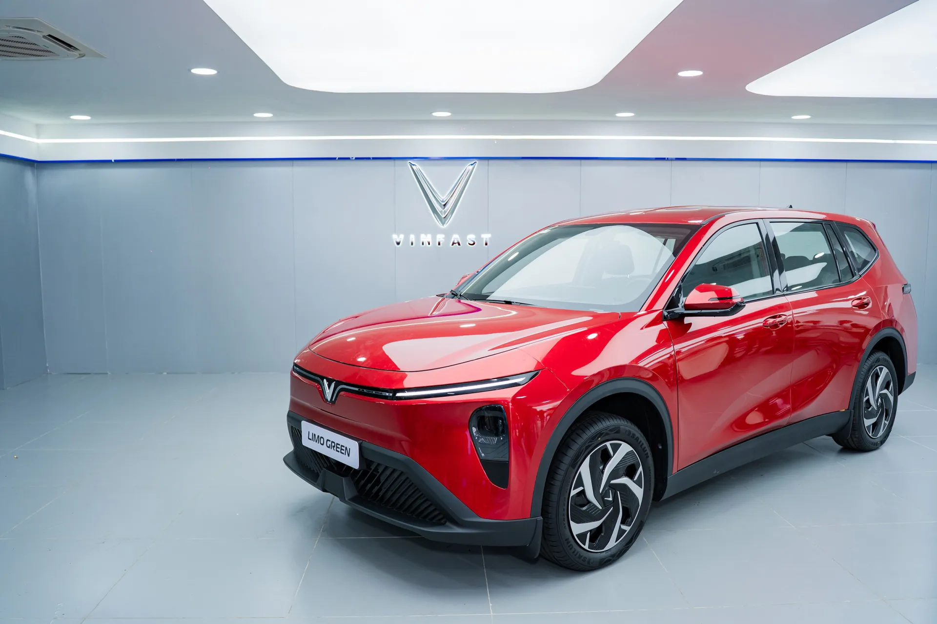 VinFast Green Limo tại đại lý