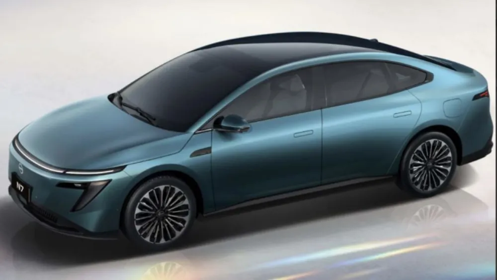 Chiếc ô tô Nhật có giá 365 triệu đồng 'cháy hàng'